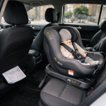 Regler for autostole i Danmark: 135 cm, i-Size og bøder